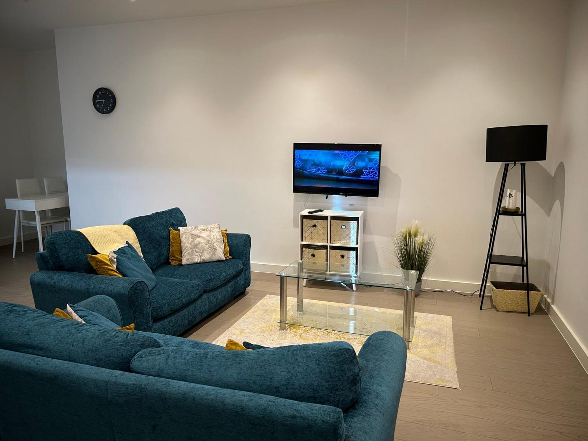 Maplewood Luxurious One-Bed Flat With Free Parking 호텔 St Albans 외부 사진